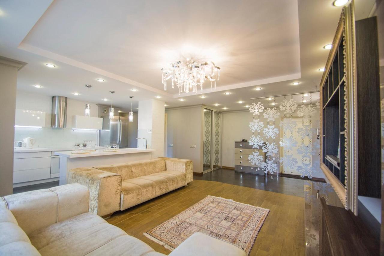 Appartamento Irent.By Minsk Esterno foto